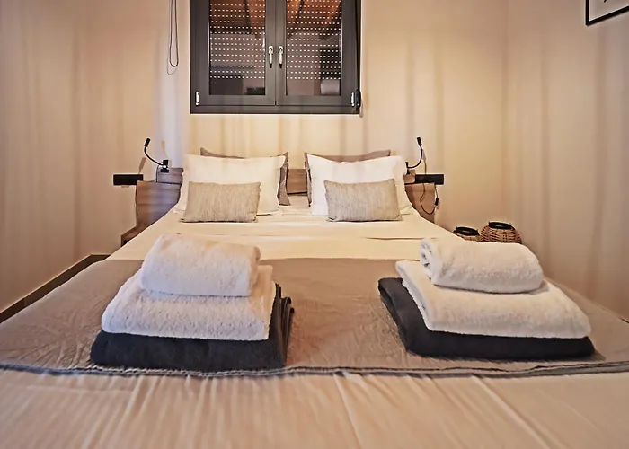 Sirena * Hriszí Aktí Haniá